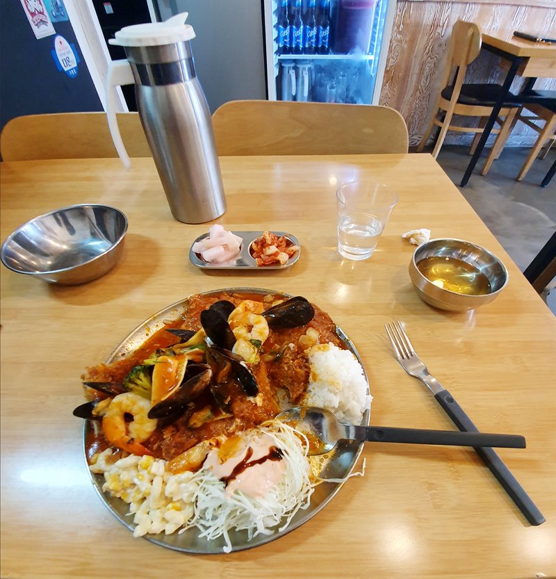 홍세프7web.jpg