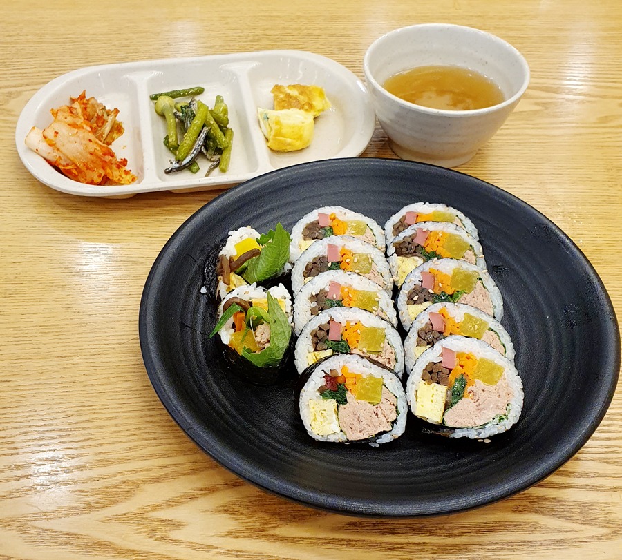 김밥천국3web.jpg